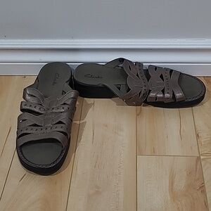 Clarks Women's Size 9 Sandals
